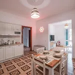 Antonio - Independent House